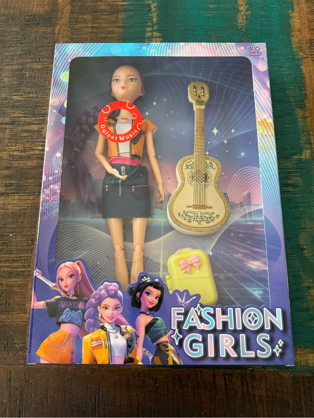 Rumi KPOP Singing Doll with Guitar & Accessories – Brand New in Box - Picture 3 of 6